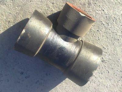 老房子瓜州铸铁管下水漏水怎么处理